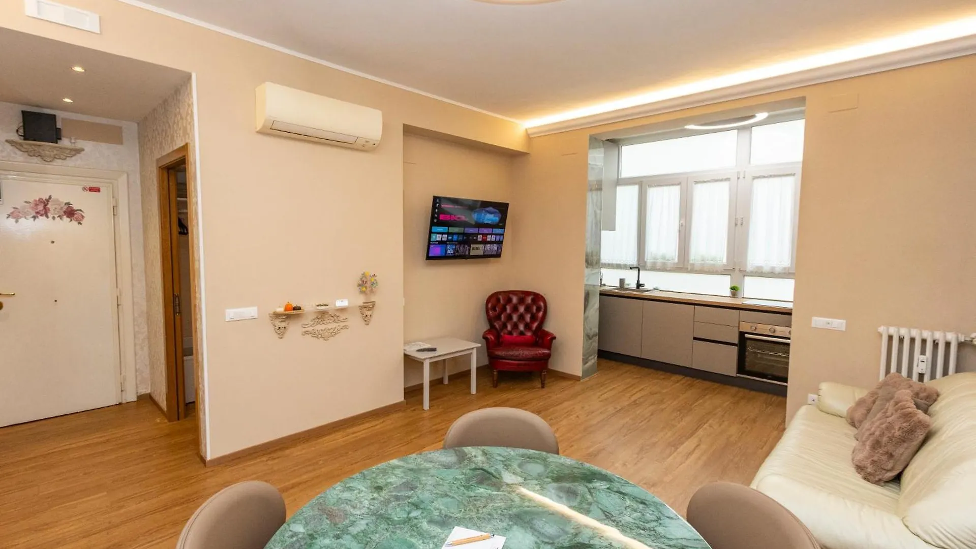 Romano Suite C7 펜션 로마