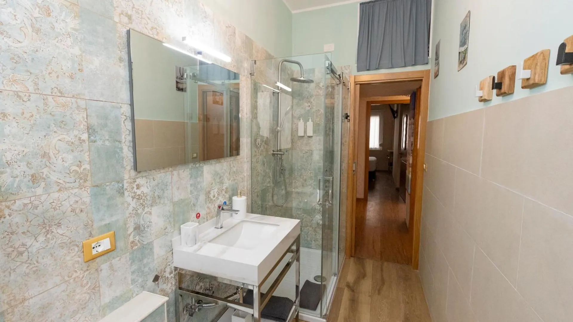 Romano Suite C7 펜션
